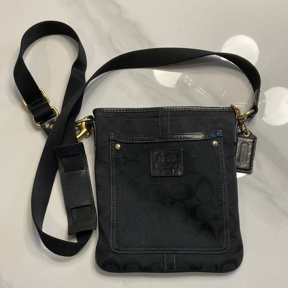 Coach Handbags - Coach Signature Black Crossbody Vintage Bag